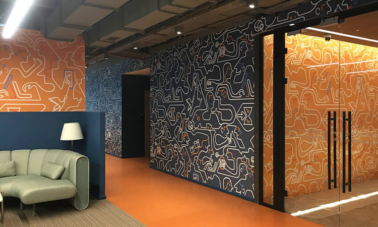 Custom_Design_Slide_01